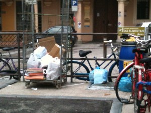 Piazza San Francesco Bologna h 8:45 del 20 ottobre 2013