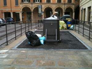 Piazza San Francesco Bologna h 11:55 del 19 novembre 2013